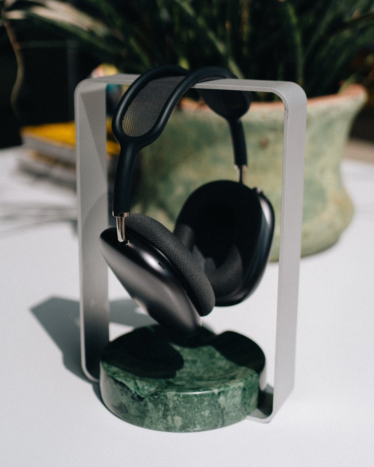 Marble Headset Holder & Ashtray