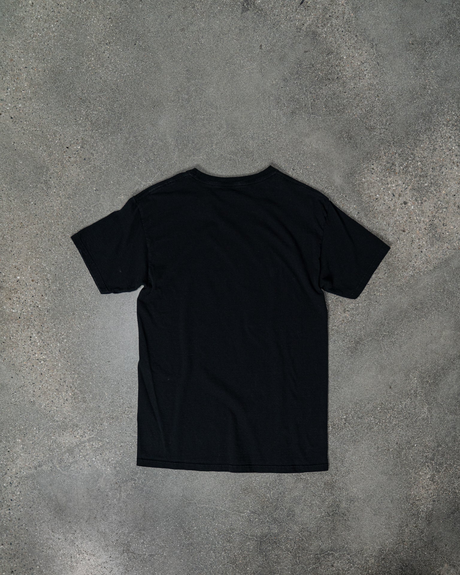 Vintage Assassin's Creed Tee – M - Milhouse Ltd Premium Gaming Product - Gifts for Gamers - Elevate your Gaming Setup