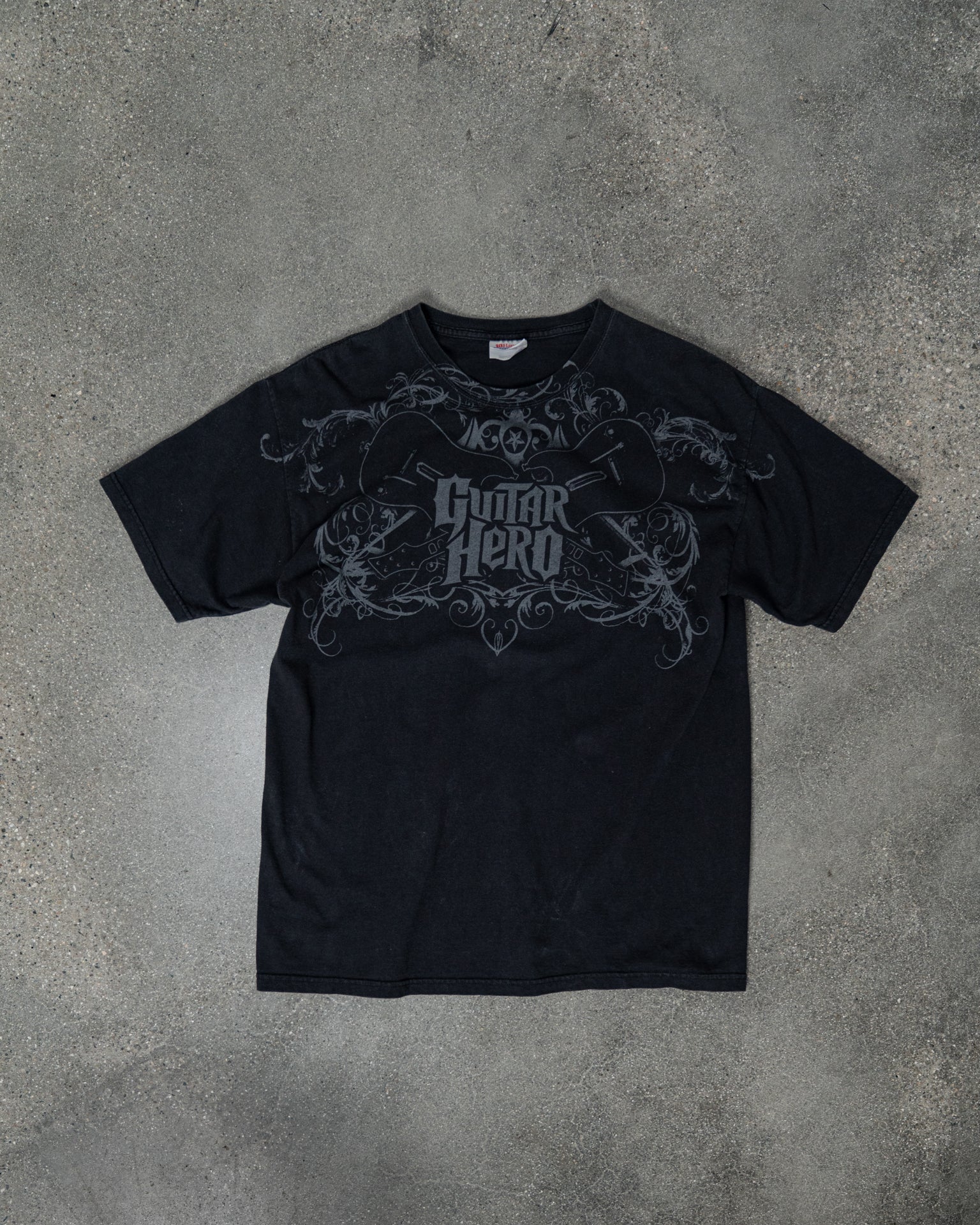 Vintage Guitar Hero Tee – L - Milhouse Ltd Premium Gaming Product - Gifts for Gamers - Elevate your Gaming Setup